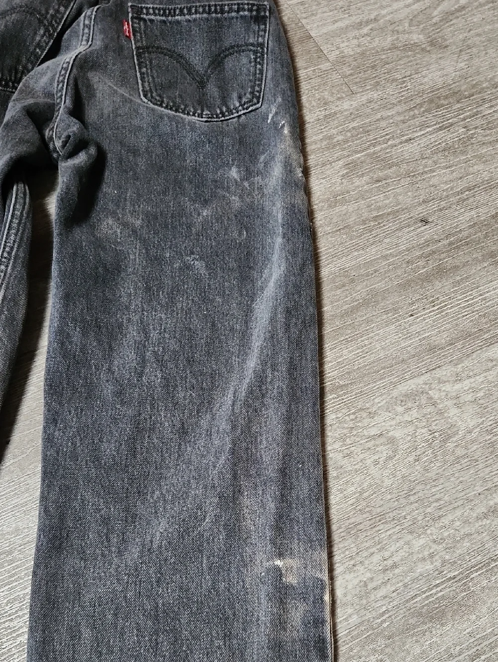 Vintage LEVI Dad Jeans High-Waist Black Distressed Jeans